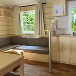 Mobil-home 6 Personnes Avec Terrasse - Api-1-52-1710 Angicourt