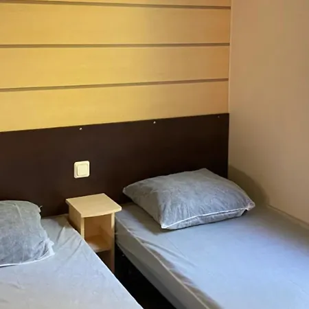 Mobil-home 6 Personnes Avec Terrasse - Api-1-52-1710